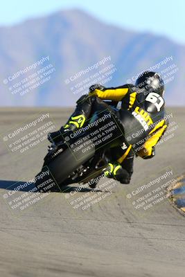 media/Jan-09-2022-SoCal Trackdays (Sun) [[2b1fec8404]]/Turn 12 Backside (130pm)/